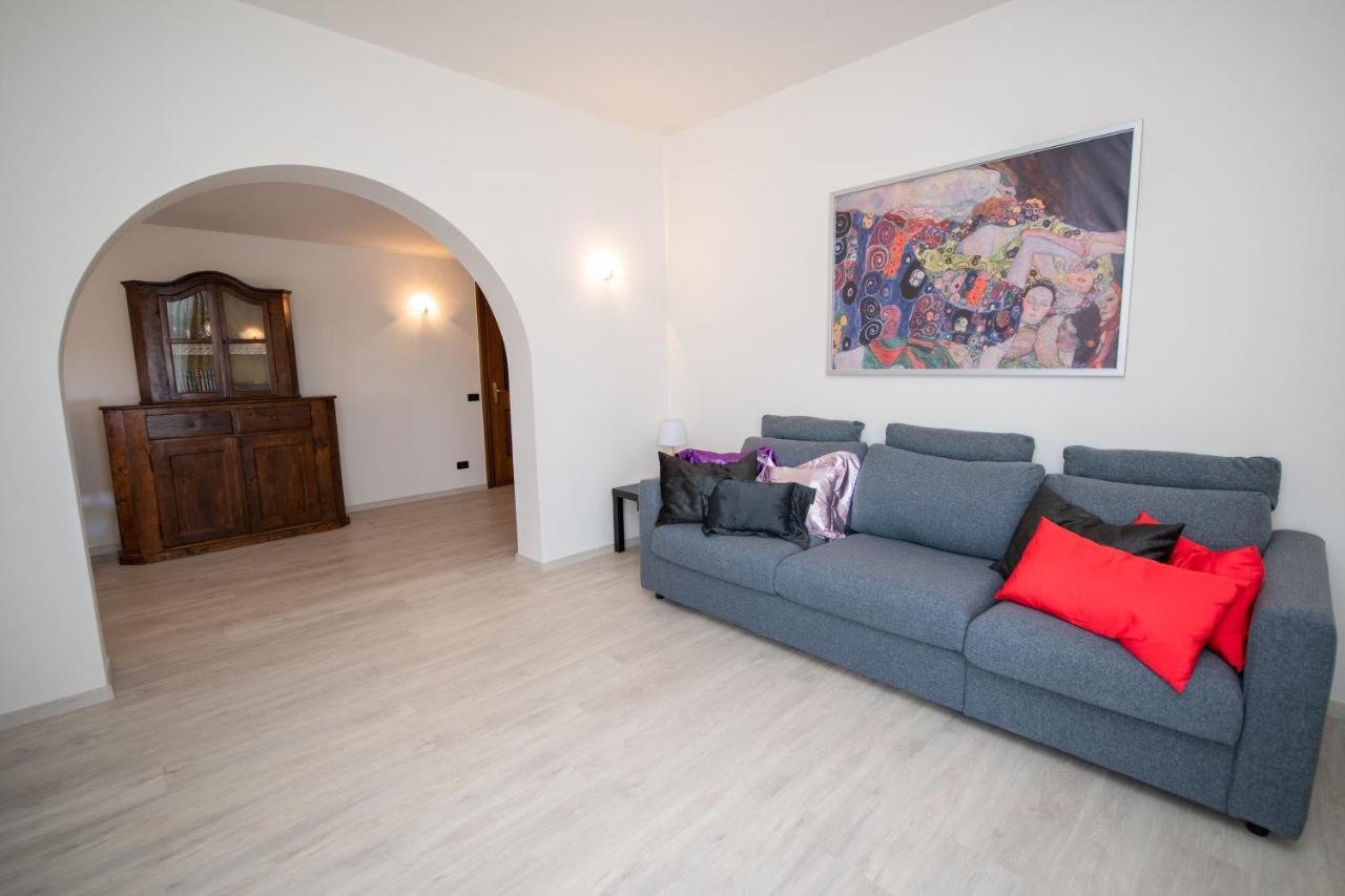 Il Cortiletto - Appartamento Lores Manerba del Garda Luaran gambar